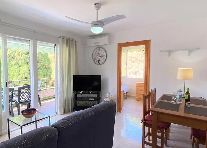 Bahamas 24 Burriana Casasol * Nerja